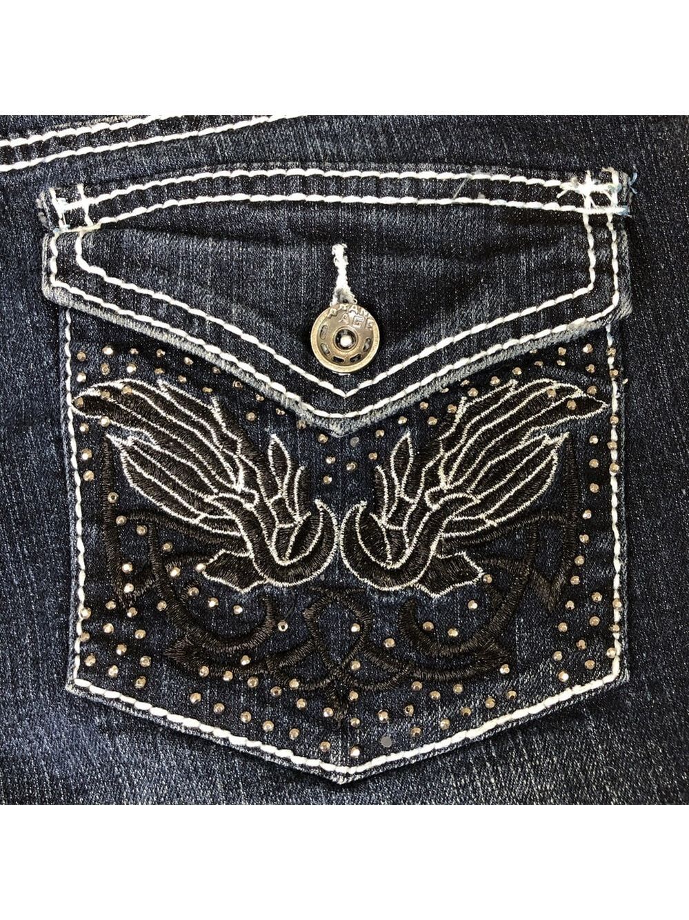 Size 11 Rampage Premium Women’s Denim Jeans Bootcut Embroidered Studs CN